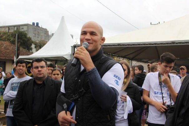 CIGANO11 (Large) (Large)