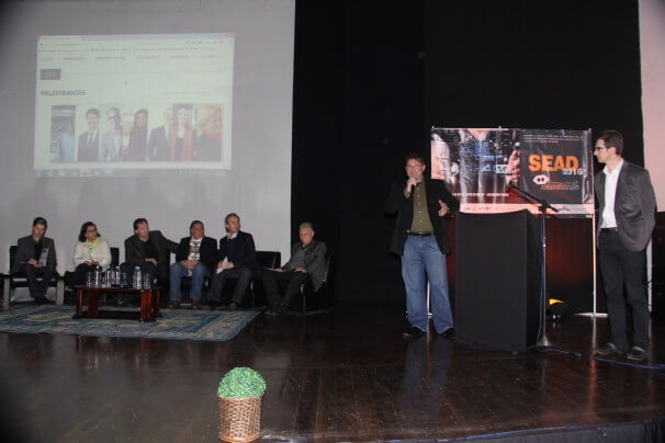 prof. levecke (Large)